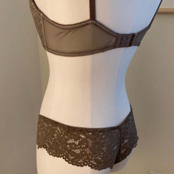 b.tempt’d Lingerie Set - Picture 5 of 5